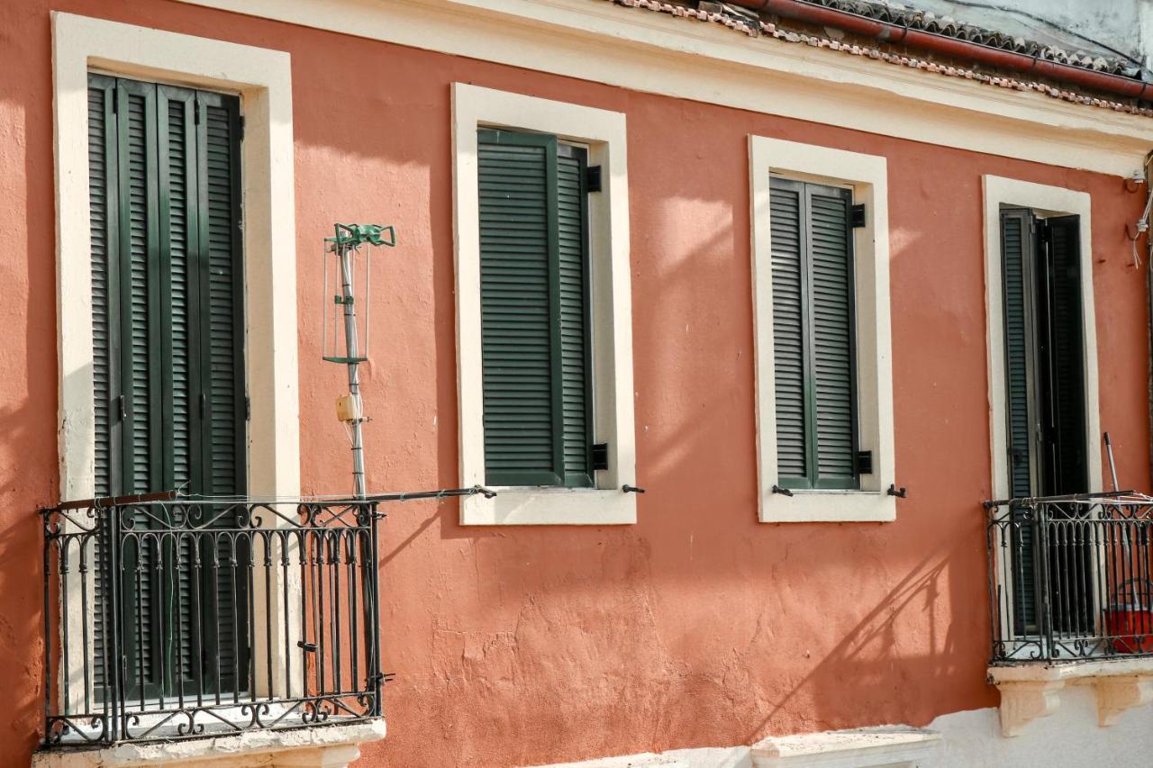 Down Town Apartment By Corfuescapes Corfu  Eksteriør billede
